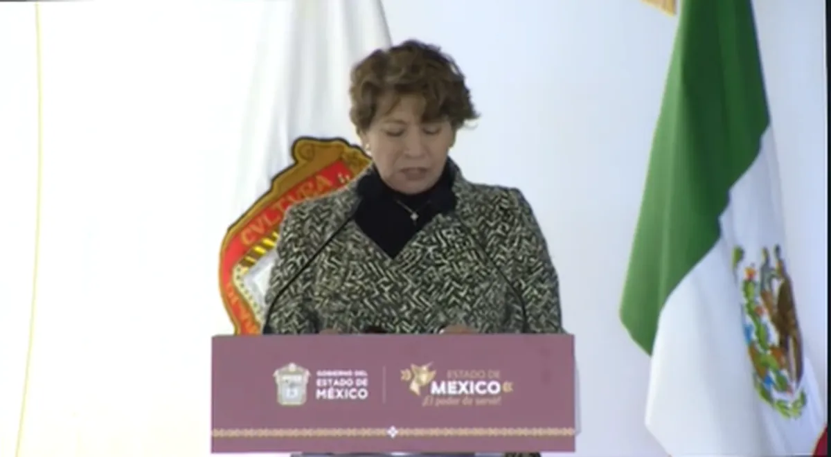 Delfina Gómez recorre la estación de Transferencia del Mexipuerto Cuatro Caminos