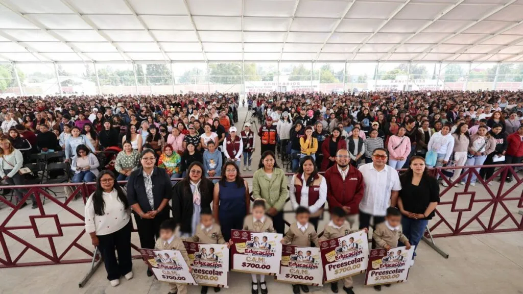 Chimalhuacán destina más de $10.8 millones para apoyar a estudiantes de preescolar y CAM