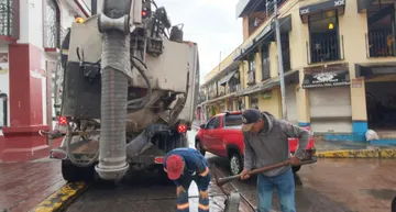 Reporta Metepec saldo blanco tras lluvias gracias a trabajos permanentes de desazolve