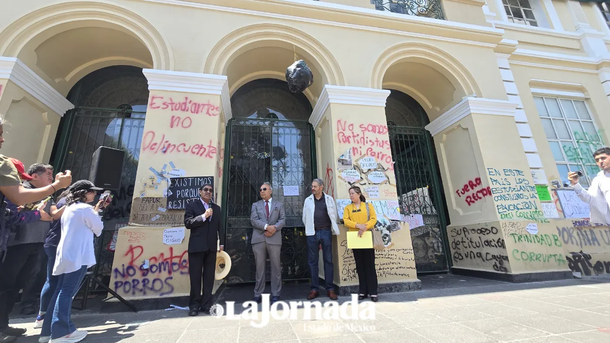 #Potrogate Académicos de la UAEMéx realizan pliego petitorio