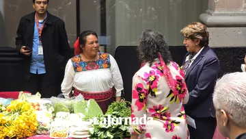 Tianguis Colibrí generó más de 1 mdp para productores en menos de un año