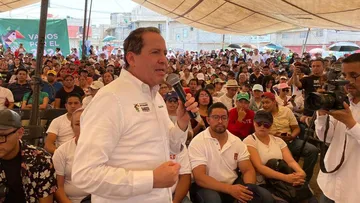 Ecatepec: Eruviel Ávila reconoce apoyo de trabajadores de la salud al verde