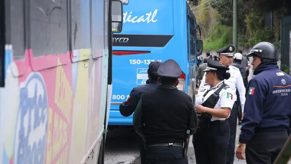 Mano firme de Ricardo Moreno con el transporte público
