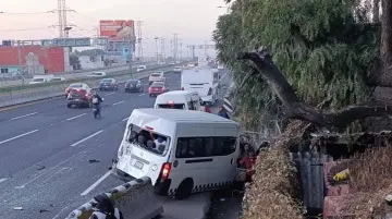 Accidente en la México-Pachuca deja al menos 12 heridos, dos de gravedad