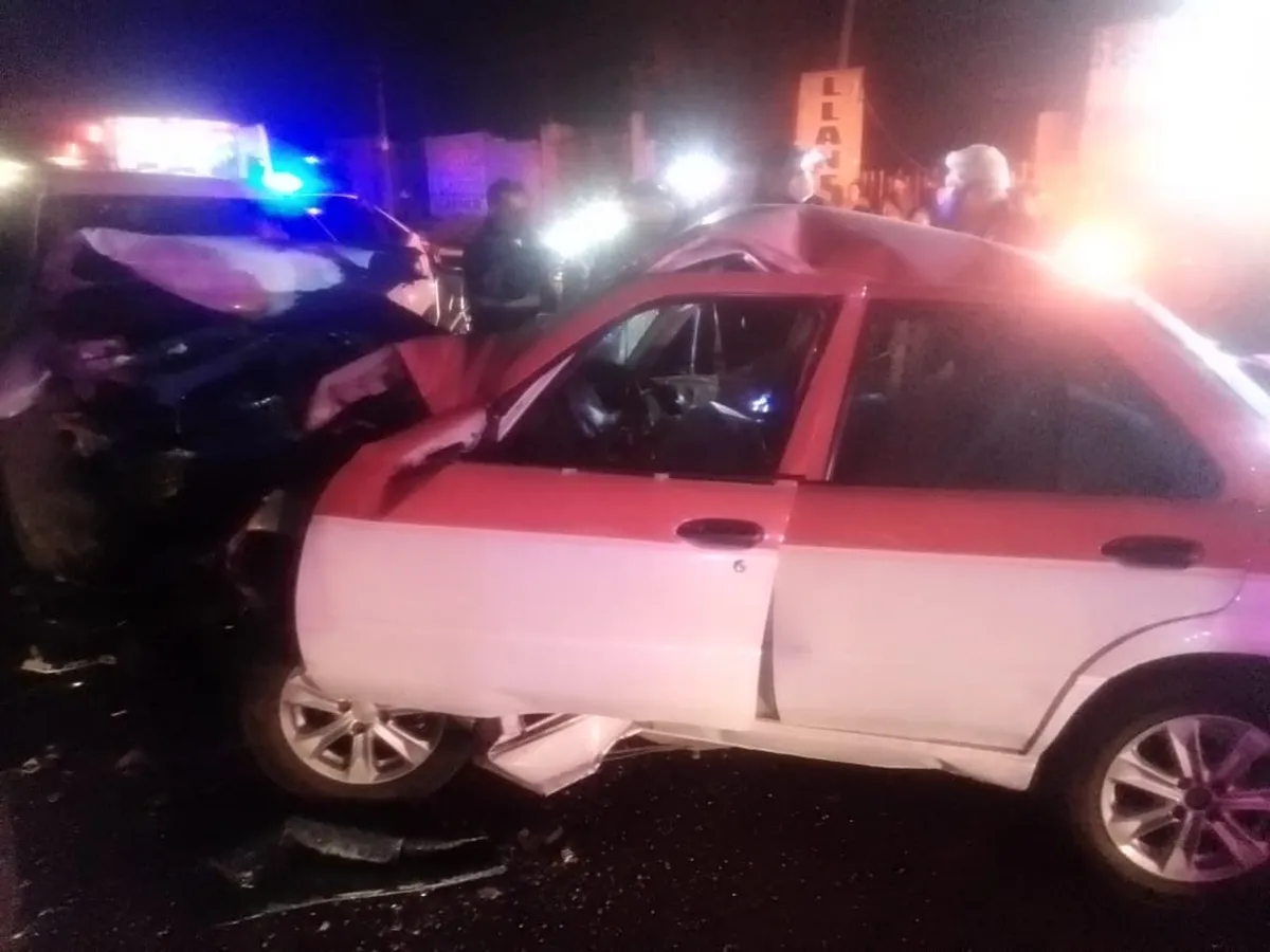 Mueren dos adultos y un menor resulta lesionado tras accidente en Amecameca
