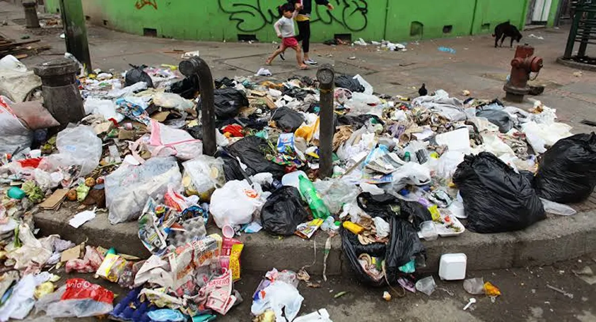 Naucalpan aplica “acupuntura urbana” para erradicar 70 focos de basura conocidos como chincheros