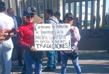 Los detenidos se encontraban domicilio de la colonia Nueva San Rafael, donde al parecer había una pelea de gallos.