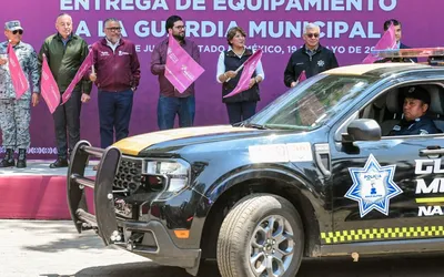 Delfina Gómez entrega equipamiento a la Guardia Municipal de Naucalpan