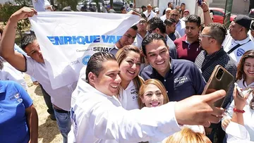 Enrique Vargas realiza encuentro en Tlalnepantla