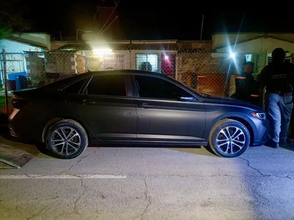 Autoridades estatales y municipales implementaron un operativo que permitió la captura de los señalados como probables responsables de homicidios en Edomex.
