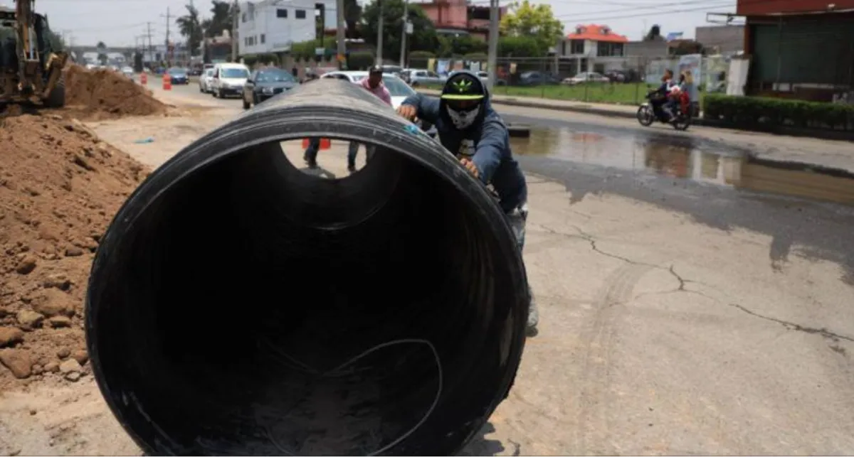 Tecámac: Instalan línea de agua tratada, abastecerá escuelas, deportivos y áreas verdes