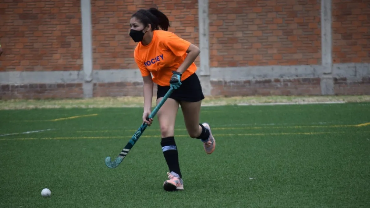 117 jóvenes buscan incorporarse a la selección de hockey sobre pasto