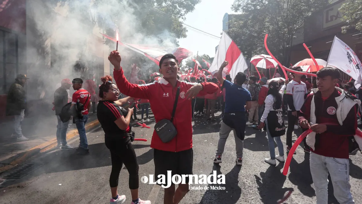 Video: Banda del Rojo celebra 19 años de historia con el Toluca FC