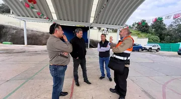 Autoridades revisan instalaciones de la Preparatoria Oficial 218 en Jilotzingo