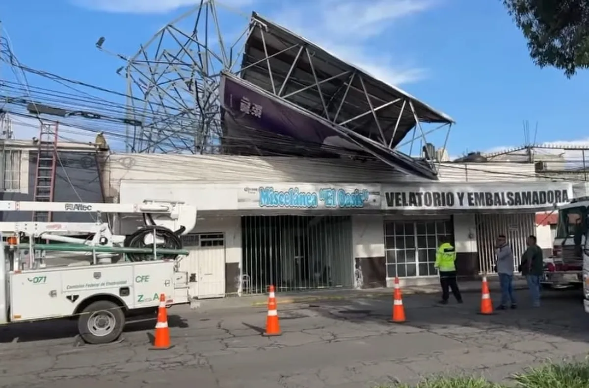 Colectivos exigen alto a proliferación ilegal de publicidad exterior