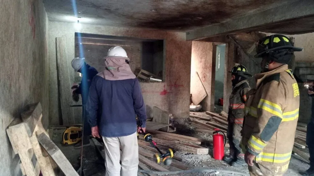Hallan tomas clandestinas de combustible en Ecatepec y Papalotla