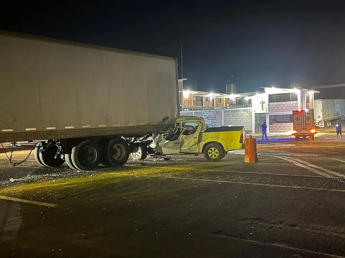 Reportan fuerte accidente en la Toluca-Palmillas