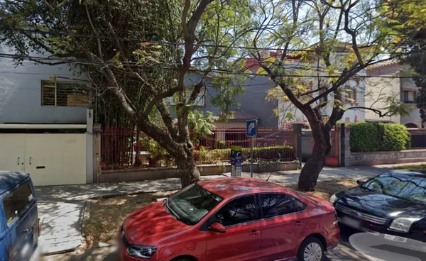 Clausura del INVEA en inmueble de Polanco similar a operativos del Estado de México.