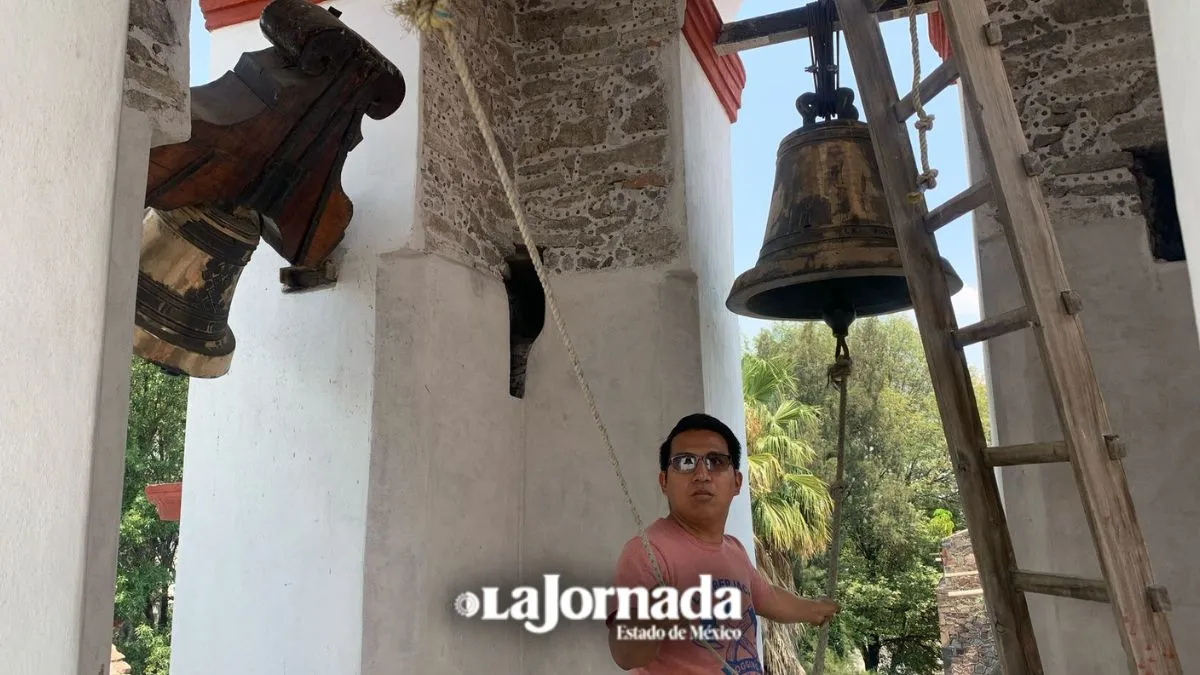 Doblan campanas en 600 iglesias de Ecatepec por muerte del Papa Francisco