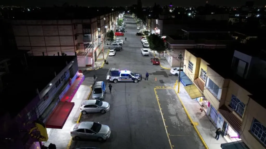 Ecatepec brilla con más de 100 mil luminarias instaladas