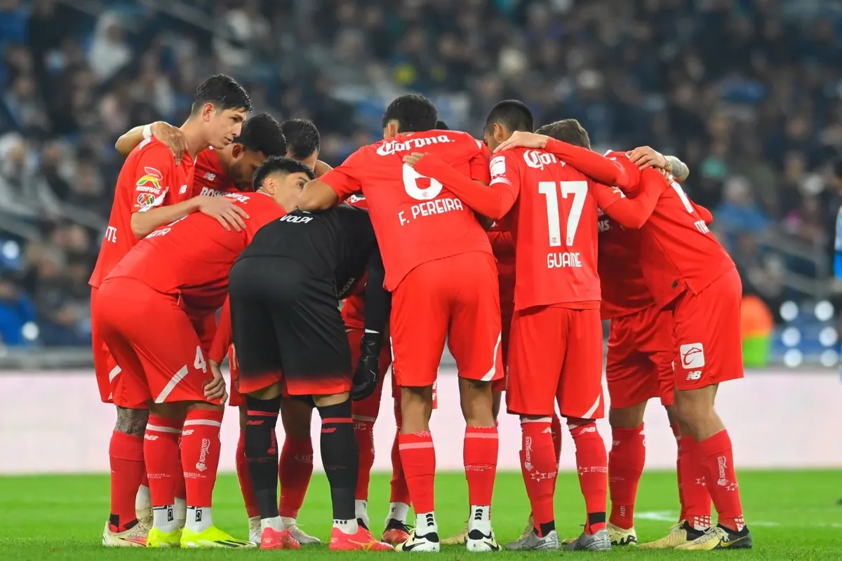Foto de jugadores de Toluca, que se medirán ante el Santos en vivo este miércoles.