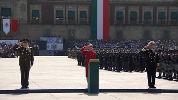 Desfile Militar 2026 EN VIVO: Sheinbaum encabeza el recorrido del Zócalo a Campo Marte