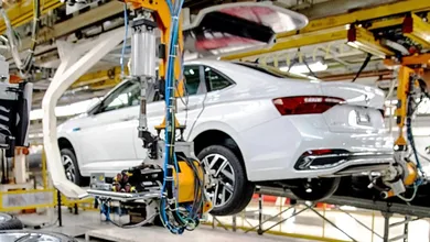 Alrededor de un 40% de las exportaciones de México a EU están relacionadas a la industria automotriz y autopartes. Foto José Carlo González / Archivo