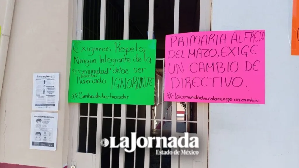 Padres exigen destitución de directora escolar en Otumba