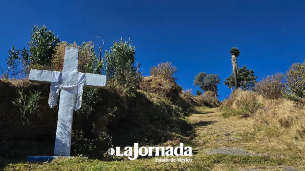 El Mirador Infinito: El Cerro de Santiago Tlacotepec