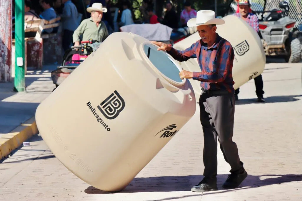 José Paz López impulsa programas sociales para fortalecer las comunidades de Badiraguato en 2026