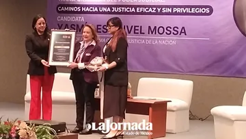 Justicia debe ser gratuita y llegar a todos los rincones: Yasmín Esquivel Mossa