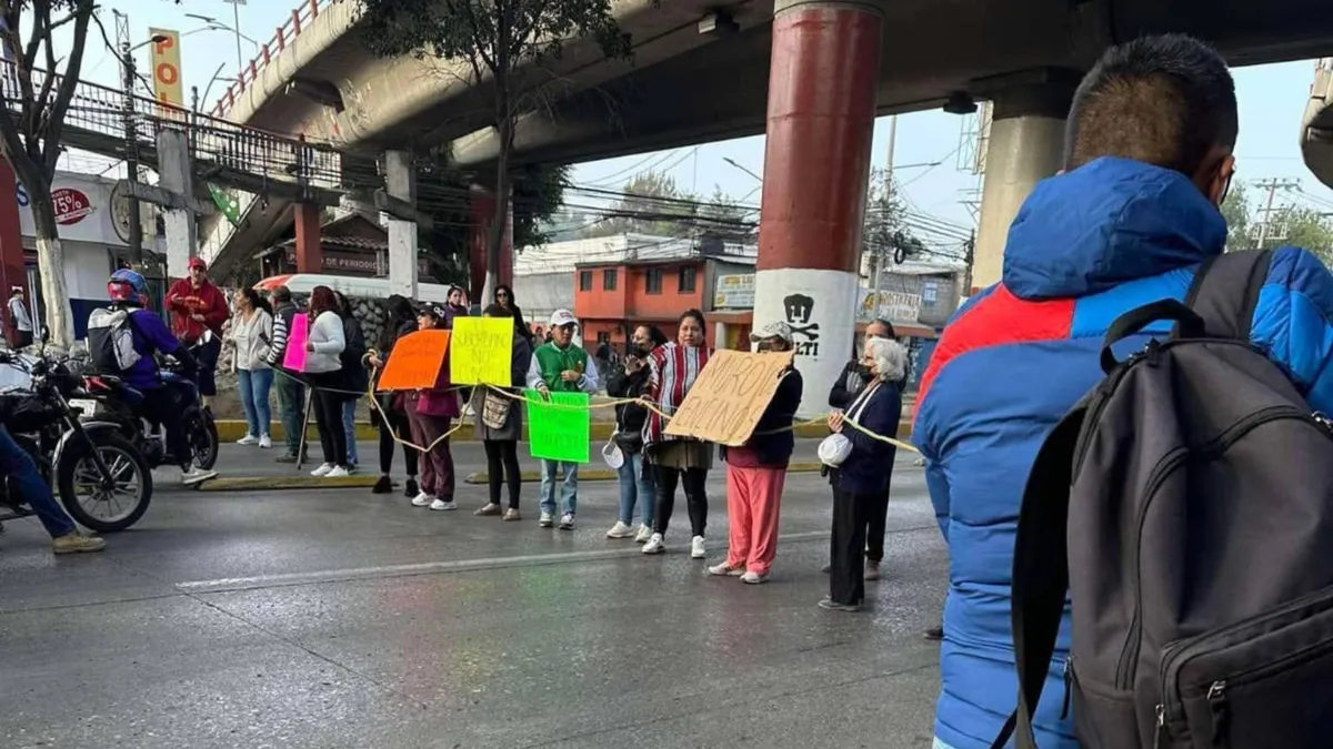 Liberan la López Portillo tras tres horas de bloqueo y acuerdan mesas de diálogo