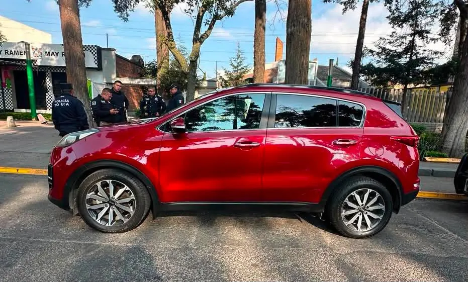 Recuperan en Toluca camioneta con reporte de robo