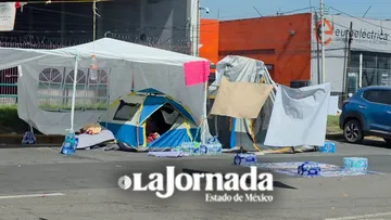 Trabajadores del IMSS mantendrán plantón en Toluca