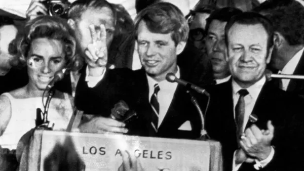 "Levantar el velo sobre los papeles de RFK es un paso necesario para restaurar la confianza en el Gobierno estadunidense", dijo Robert F. Kennedy Jr., hijo del senador.