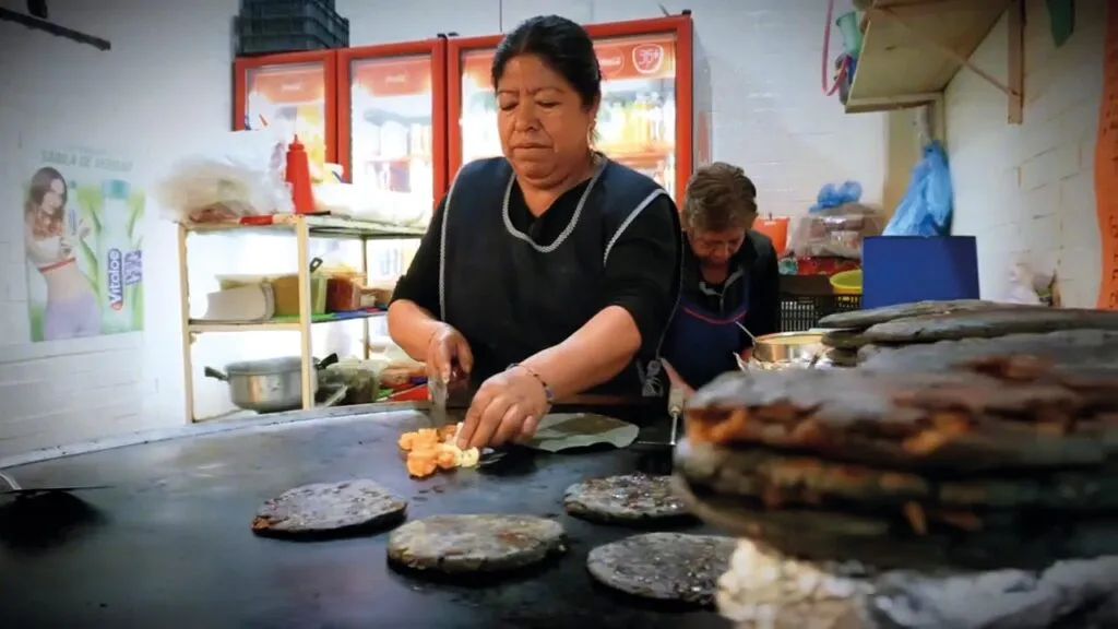 Mercado Juárez permanecerá abierto y te espera durante el Festival del Alfeñique