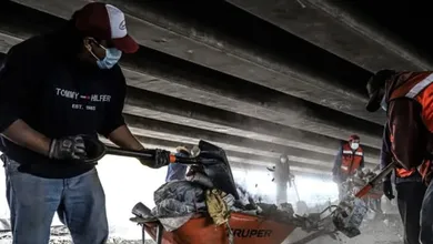 Bajopuente de la carretera México-Texcoco se convierte en basurero