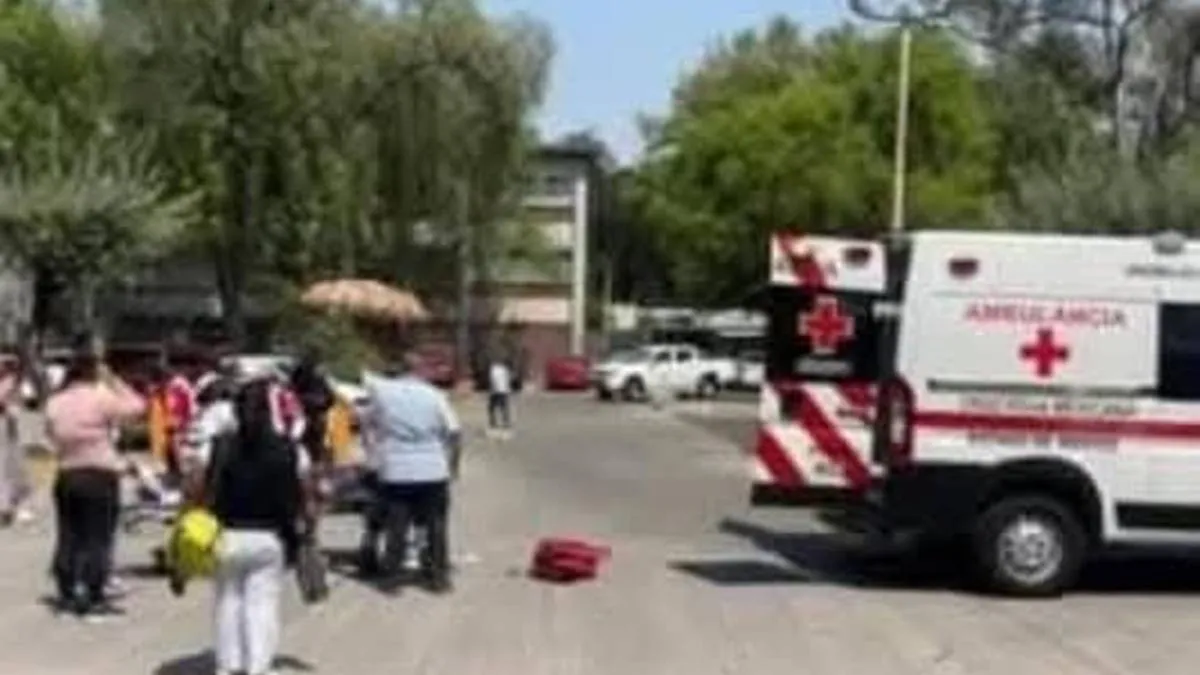 Madre de estudiante de FES Acatlán atropellado en el plantel pide apoyo para evidencias
