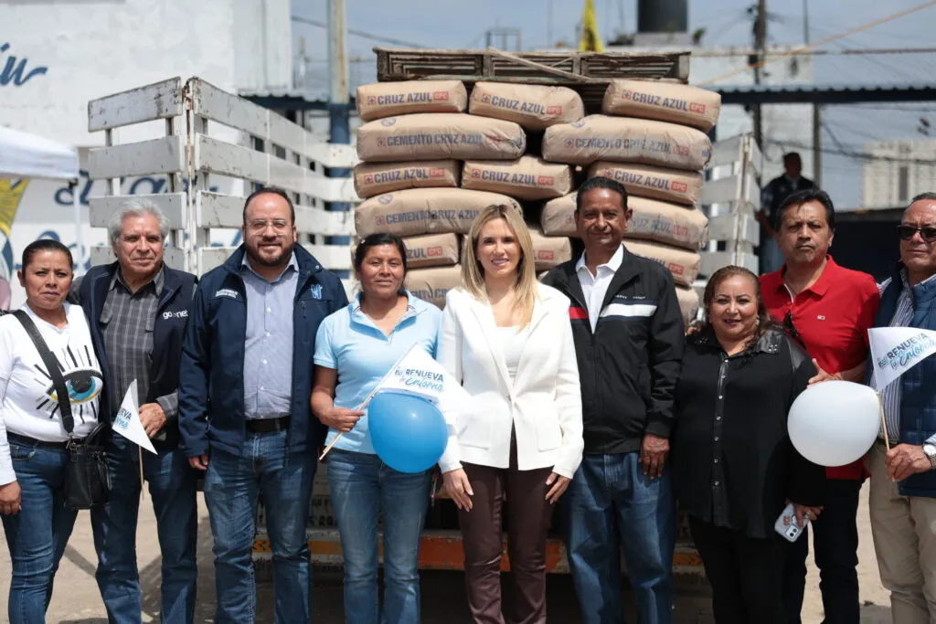 Huixquilucan entrega materiales a comunidades para mejorar el entorno 