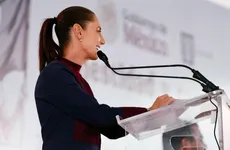 Claudia Sheinbaum encabeza por segundo mes consecutivo el ranking de imagen positiva en América Latina, con 69.3% en octubre.