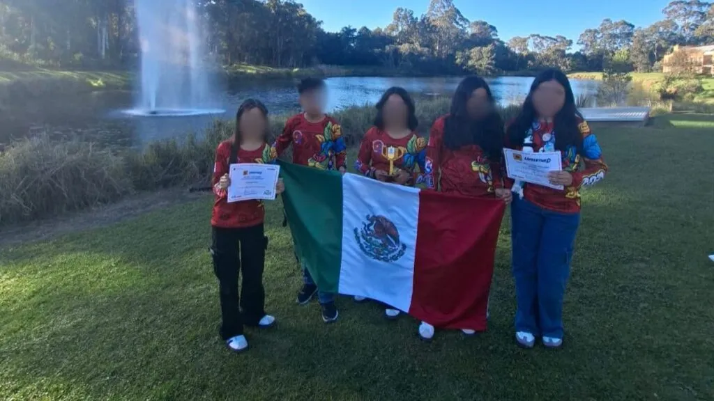 Estudiantes de Zumpango obtienen tercer lugar en campeonato internacional de robótica en Australia