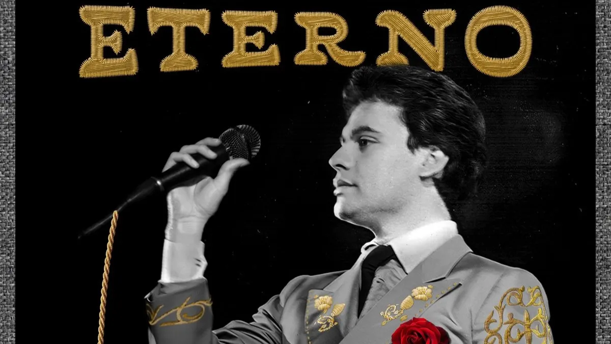 Juan Gabriel revive con Eterno, un álbum póstumo con grabaciones inéditas y mariachi, aprobado por sus herederos.