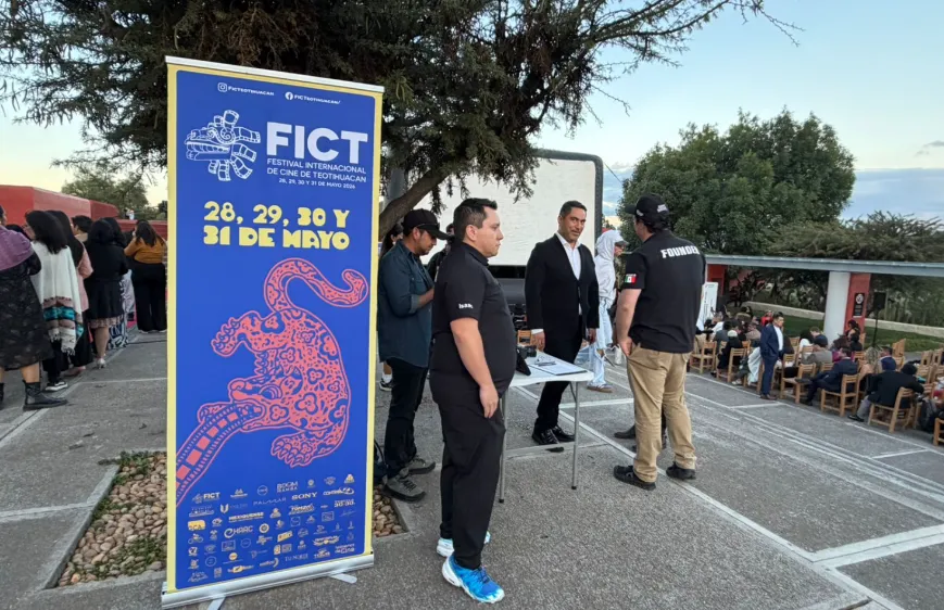 Noé Hernández exige valorar el cine nacional durante homenaje en Teotihuacán