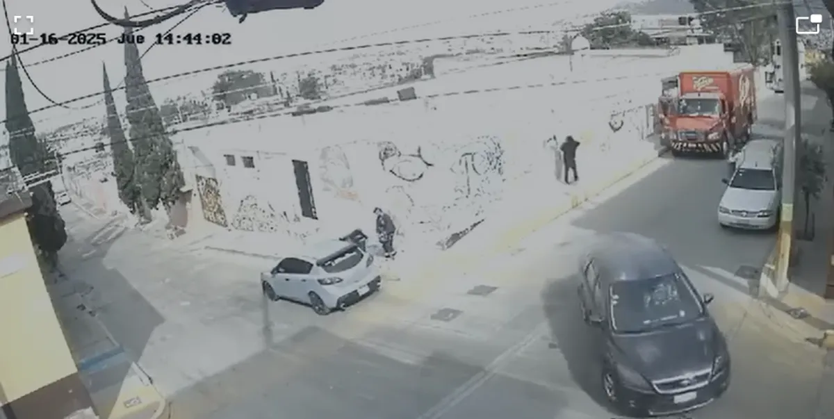 Tultitlán: Roban camión de cerveza y se llevan cartones