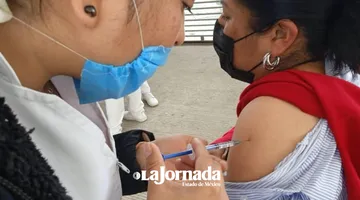 Chimalhuacán: ISEM aplica 500 vacunas contra influenza y Covid-19