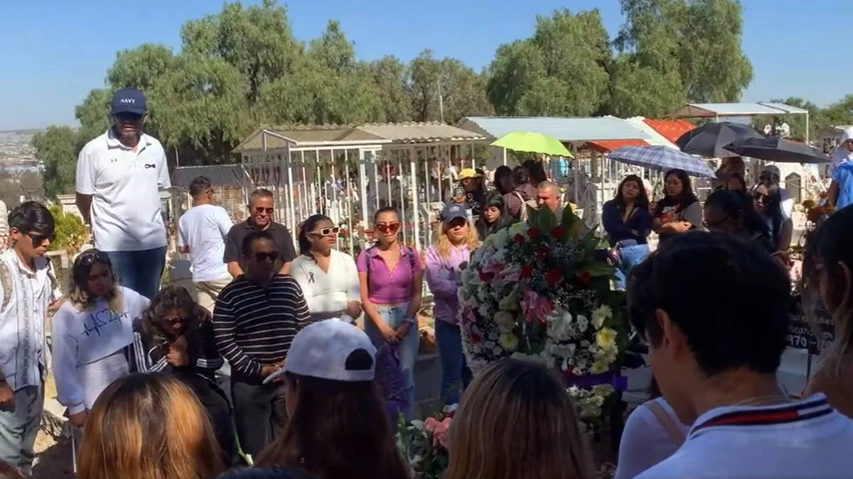 Ecatepec: Despiden a Jannine Estibali, víctima de feminicidio