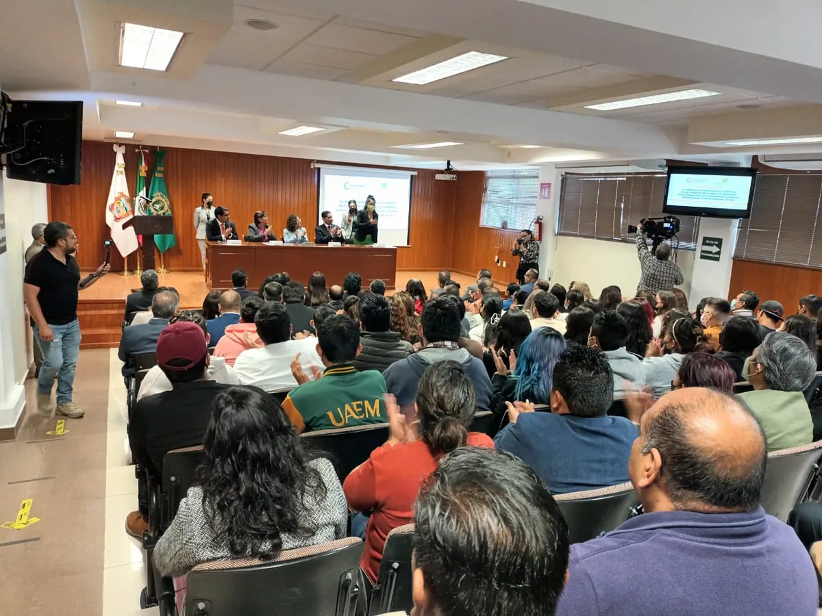 Aumenta demanda de posgrados en la UAEMex