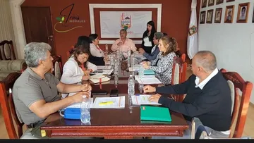 Ediles de Axapusco exigen transparencia y recursos para rehabilitar carreteras