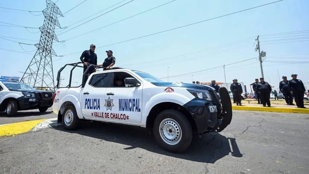 Dan de baja a 48 policías municipales de Valle de Chalco