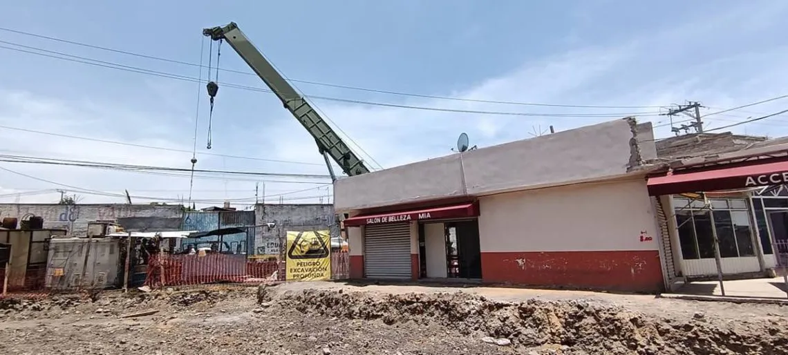 Chalco: cierran establecimientos por retraso en obra del colector solidaridad